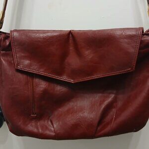 Bechamel Burgandy Vintage Shoulder Bag